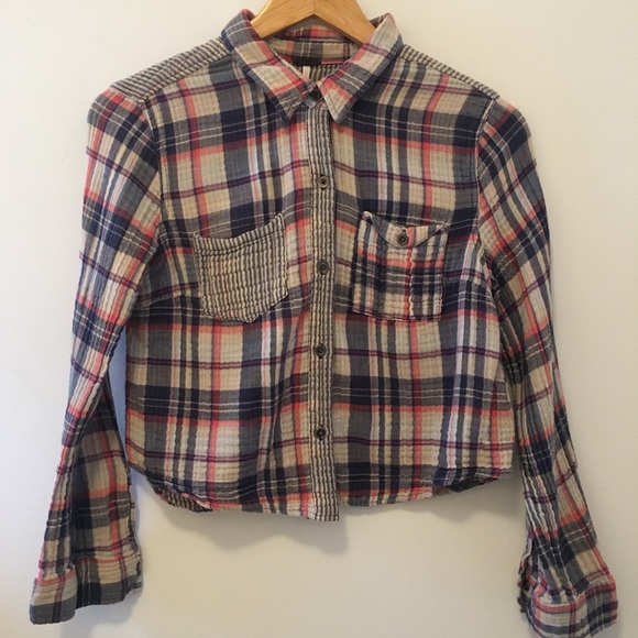 Free People Cropped Plaid Button Down Shirt size M - Picture 3 of 8
